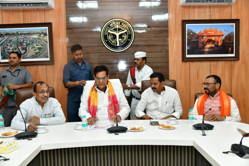प्रयागराज में ऊर्जा एवं विकास कार्यों की समीक्षा, मंत्री ए के शर्मा ने अधिकारियों को दिए सख्त निर्देश