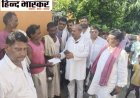 पूर्व मंत्री सुशील टिबड़ेवाल ने सिसवा क्षेत्र के गांवों का किया दौरा, पीड़ित परिवारों से की मुलाकात, जर्जर सड़कों के निर्माण का दिया आश्वासन