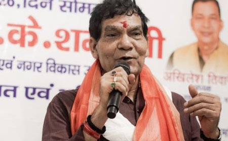 मंत्री ए.के. शर्मा ने मऊ में जिला सहकारी बैंक की मधुबन शाखा का किया उद्घाटन, बोले- सहकारिता से होगी ग्रामीण अर्थव्यवस्था मजबूत