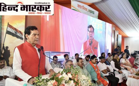कारगिल विजय दिवस पर मंत्री ए.के. शर्मा और डिप्टी सीएम बृजेश पाठक ने शहीदों को दी श्रद्धांजलि, शहीद परिजनों का हुआ सम्मान
