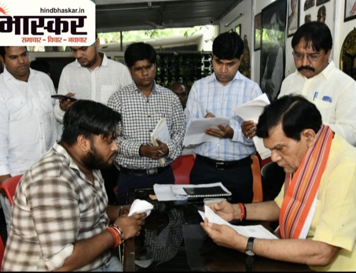 नगर विकास मंत्री ए.के. शर्मा ने लखनऊ में सुनीं लोगों की समस्याएं, विद्युत और पेयजल से जुड़े मुद्दे प्रमुख