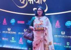 मुंबई में गोरखपुर की बेटी का सम्मान: सामाजिक सेवा के लिए पुष्पलता सिंह अम्मा को मिला कर्मवीर अवार्ड