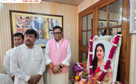 लखनऊ: सेवा की प्रतिमूर्ति ममता मिश्रा की 12वीं पुण्यतिथि पर श्रद्धांजलि सभा, सेवा कार्यों से दी गई सच्ची श्रद्धांजलि