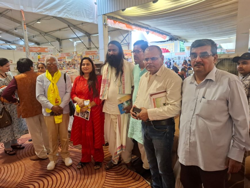 बलरामपुर गार्डन पुस्तक मेला:'अथर्व संवाद' का आयोजन; शुरू होगा 6 महीने का अवधी डिप्लोमा कोर्स